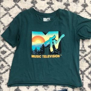 MTV cropped tee